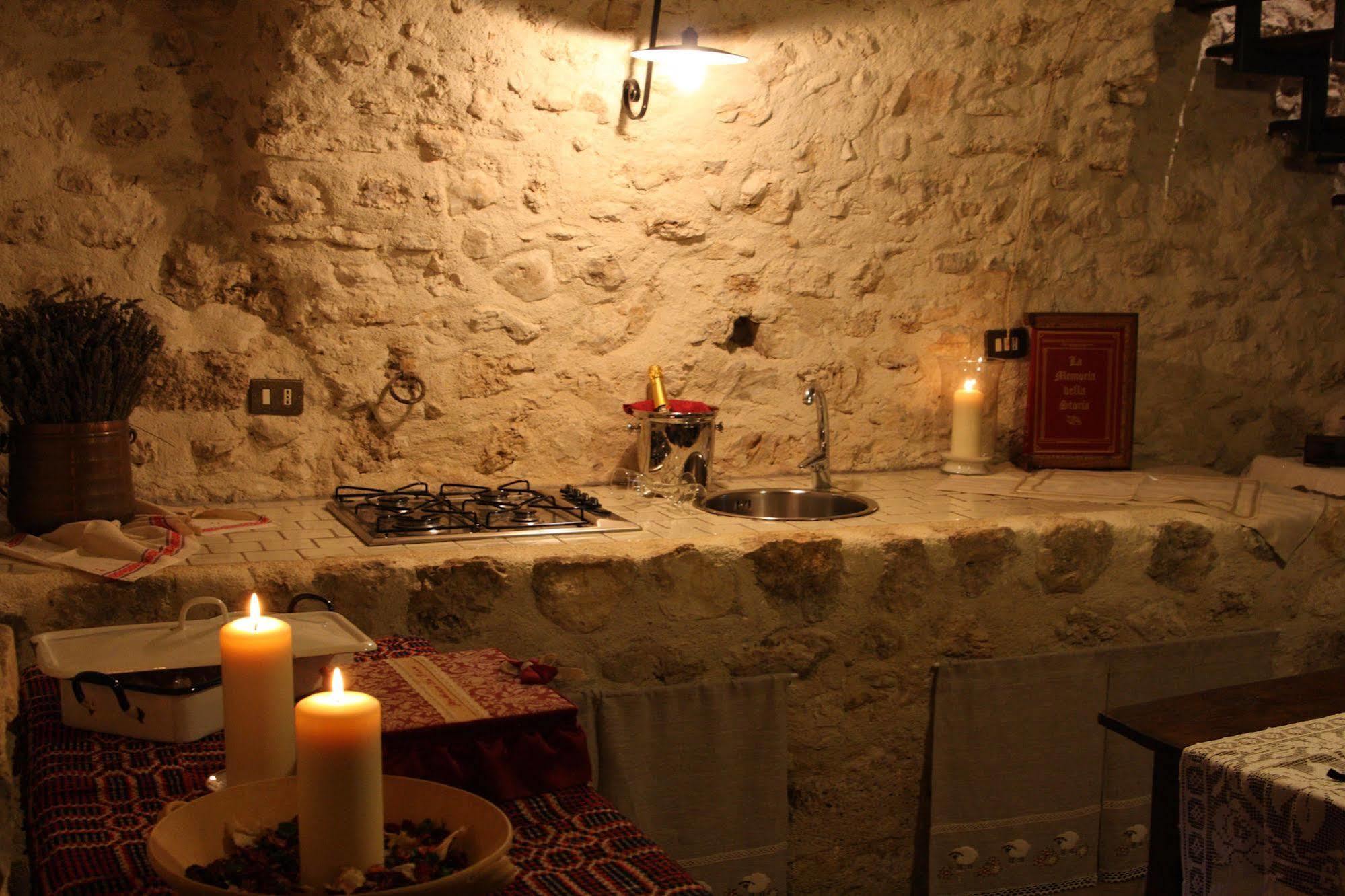 Aparthotel Residenza La Torre Santo Stefano Di Sessanio Esterno foto