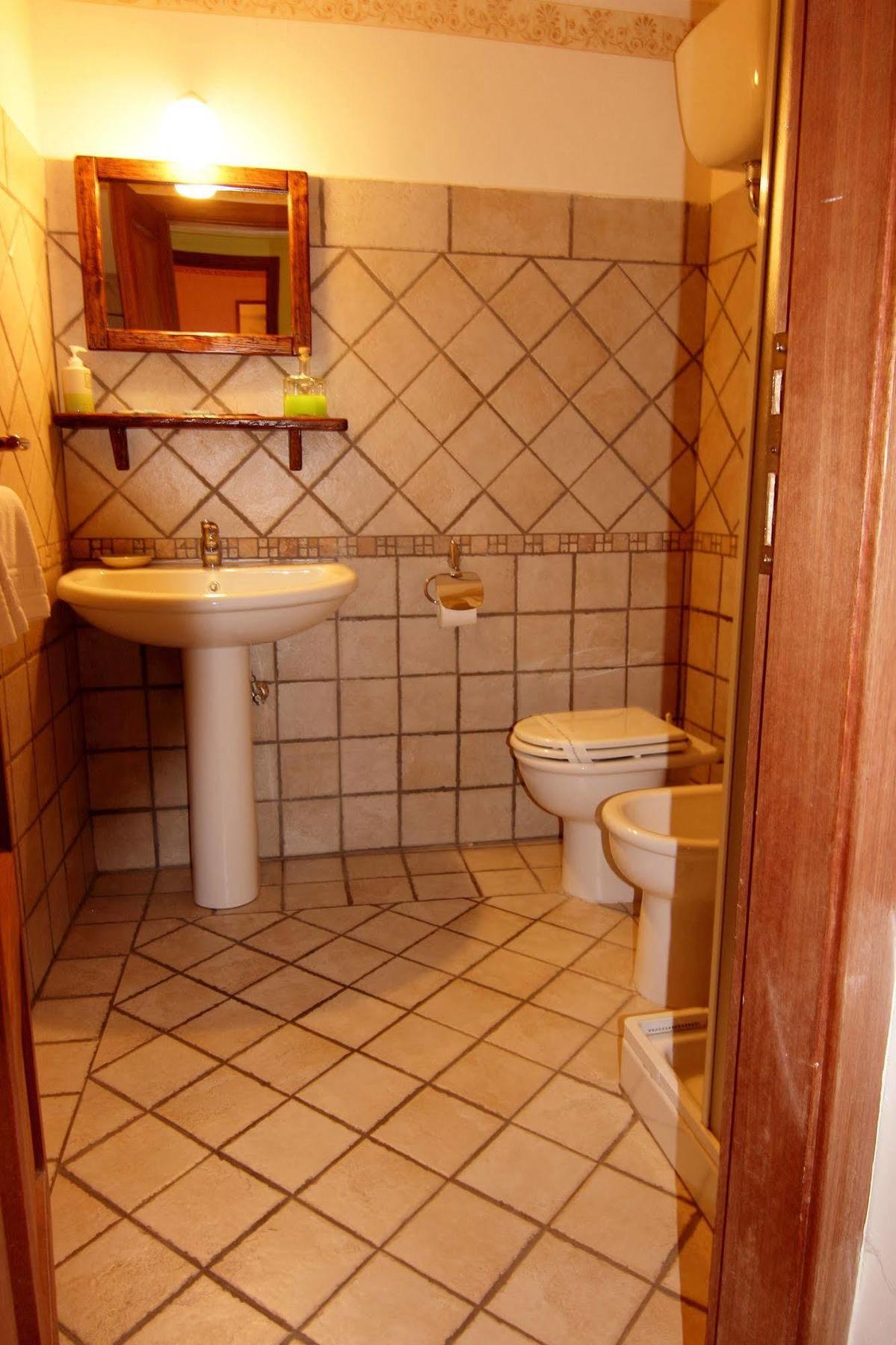 Aparthotel Residenza La Torre Santo Stefano Di Sessanio Esterno foto