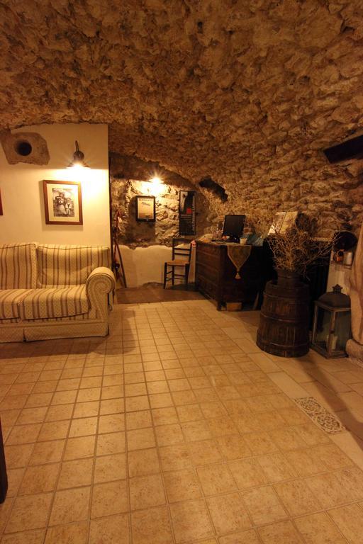 Aparthotel Residenza La Torre Santo Stefano Di Sessanio Esterno foto