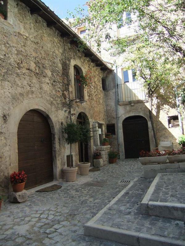 Aparthotel Residenza La Torre Santo Stefano Di Sessanio Esterno foto
